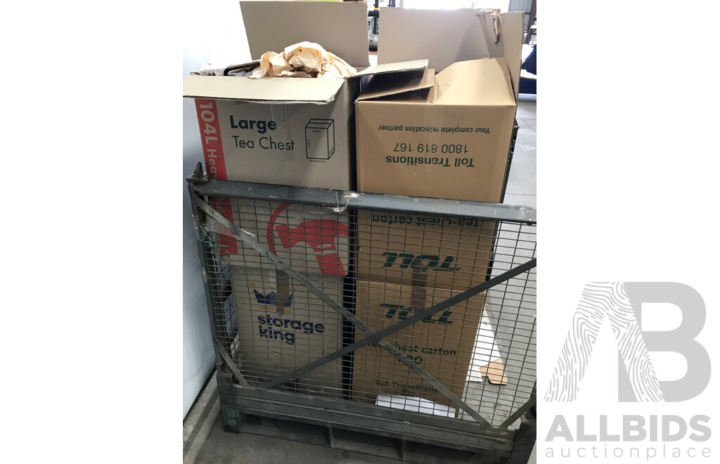 Bulk Lot of Assorted Glassware & Drinkware