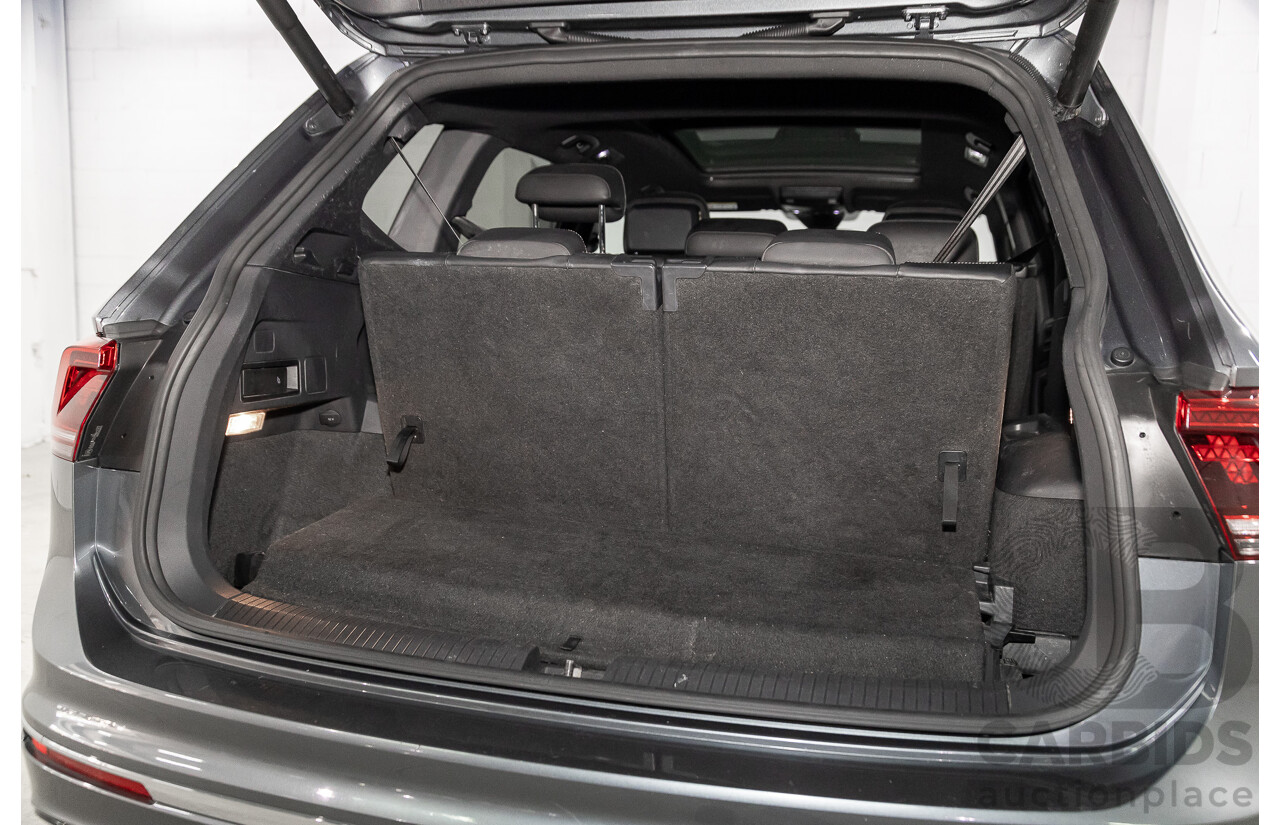 02/2020 Volkswagen Tiguan Highline Allspace R-Line Package 162 TSI (AWD) 5NA MY20 4d Wagon Platinum Grey Metallic Turbo 2.0L - 7 Seater
