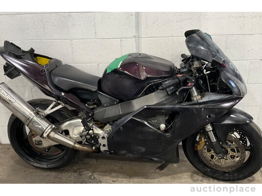 2002 HONDA CBR900RR2 Fire Blade Bike - Dark Purple
