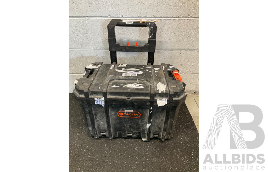 Tactix Modular Rolling Toolbox with Lift-Out Carry Tray