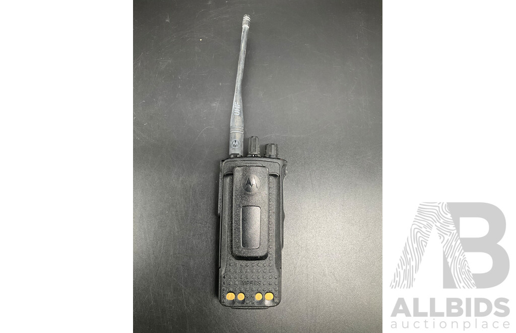 MOTOROLA (DP4400e) Series Portable Two-Way Radio - ORP $1437