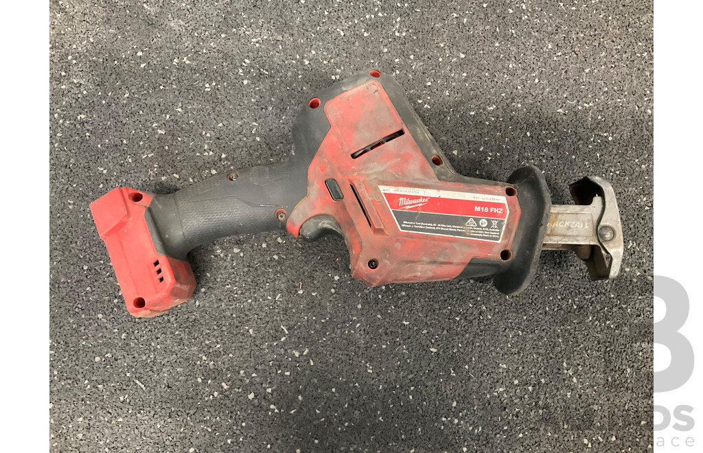 MILWAUKEE 18V Fuel Reciprocating Saw (M18FHZ) Skinn Only and 18V 6.0Ah Battery - ORP $569