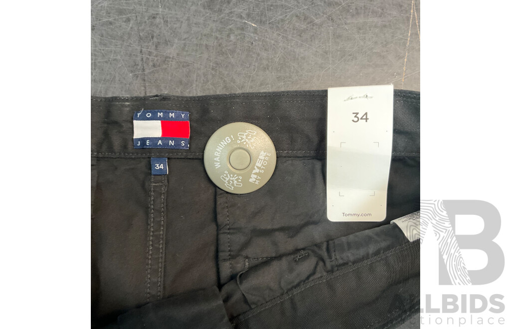 Tommy Jeans Men's Shorts Size34 & 38 - Lot of 2