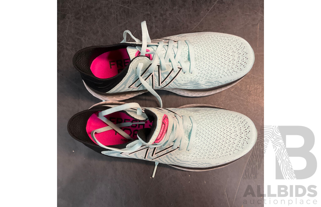New Balance W1080L11 Fresh Foam Running Shoes - Pale Blue - Size US8