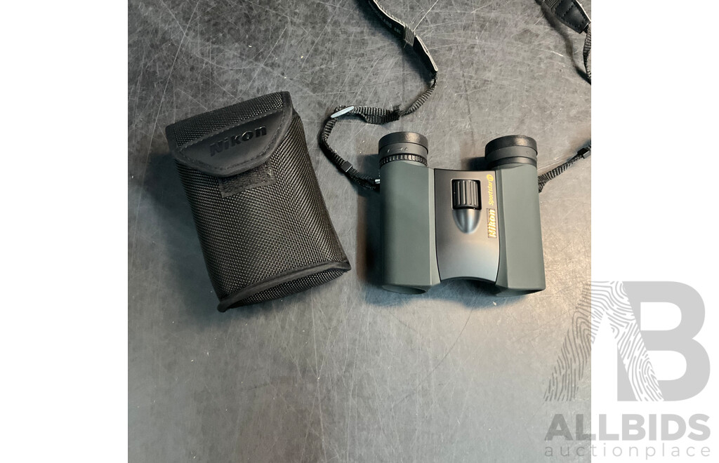 NIKON 10x25 Sportstar EX Binoculars