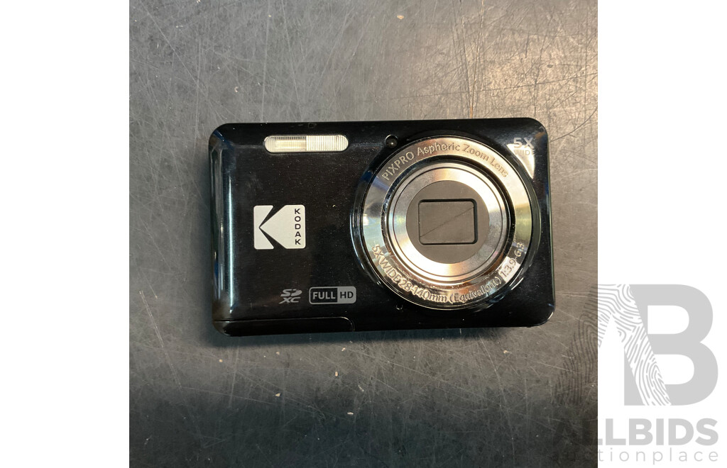 KODAK Pixpro FZ55 Camera & Unbranded 4K 18x Digital Camera - Lot of 2
