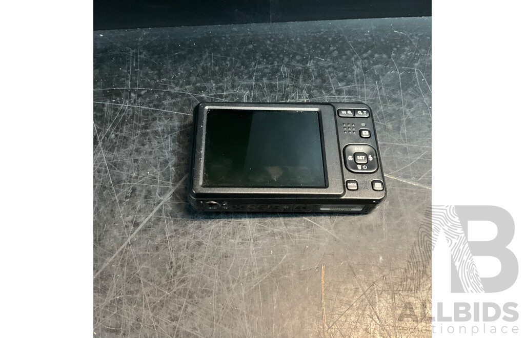 KODAK Pixpro FZ55 Camera & Unbranded 4K 18x Digital Camera - Lot of 2