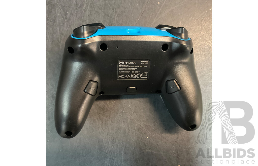 PowerA Kingdom of Hyrule Controller for Nintendo Switch & Powerwave 165764/165765 Controller for PS4