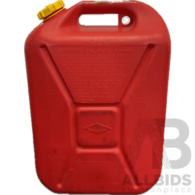 20L Red Plastic Fuel Jerry Can