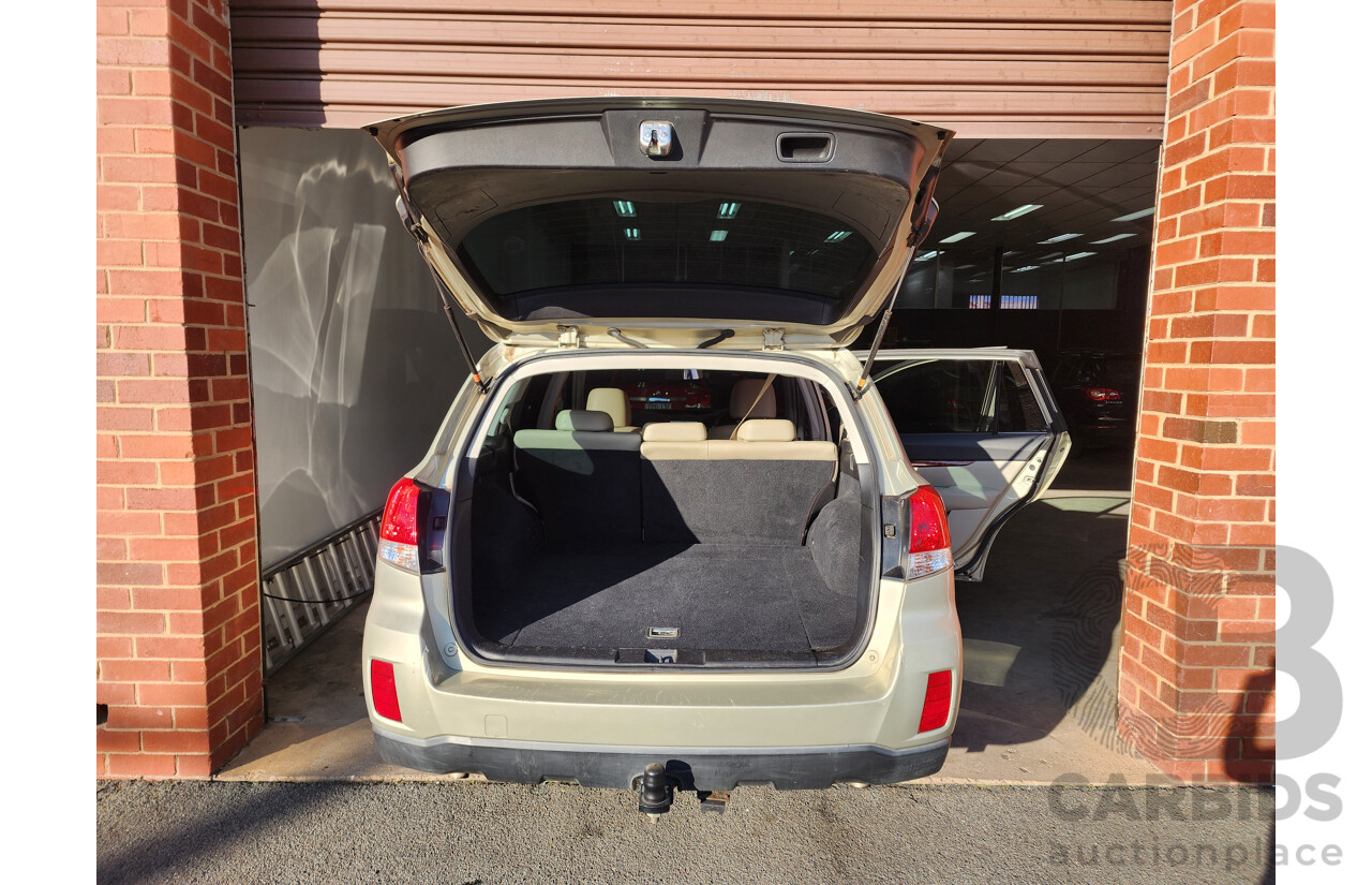 3/2011 Subaru Outback 3.6R Premium MY11 4d Wagon Gold 3.6L