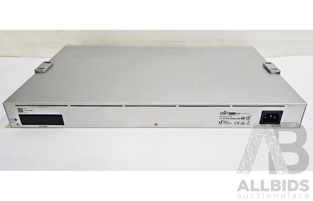 Ubiquiti (USW-Pro-24-PoE) Unifi Network Pro 24 PoE Gigabit Ethernet Switch