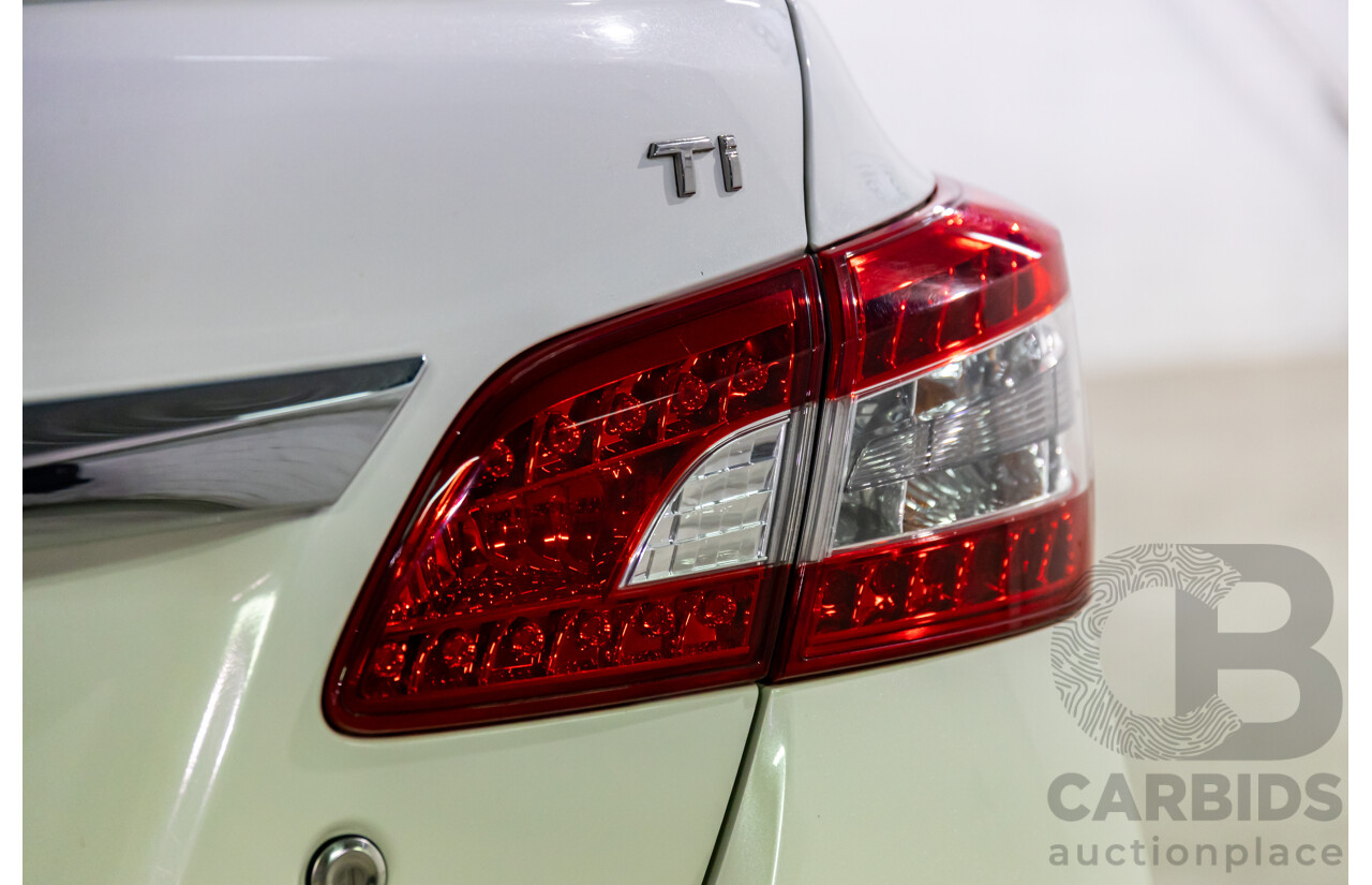 3/2013 Nissan Pulsar Ti B17 4d Sedan Diamond White 1.8L