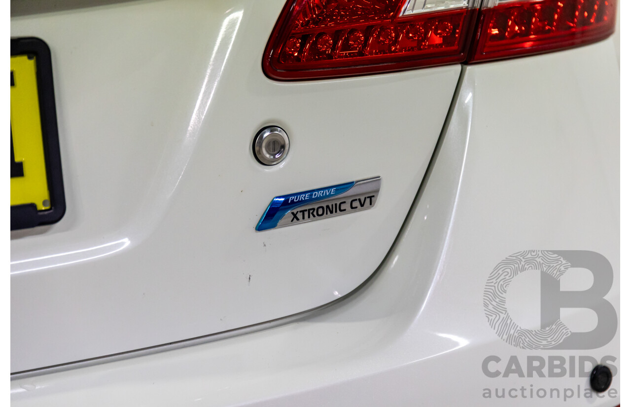 3/2013 Nissan Pulsar Ti B17 4d Sedan Diamond White 1.8L