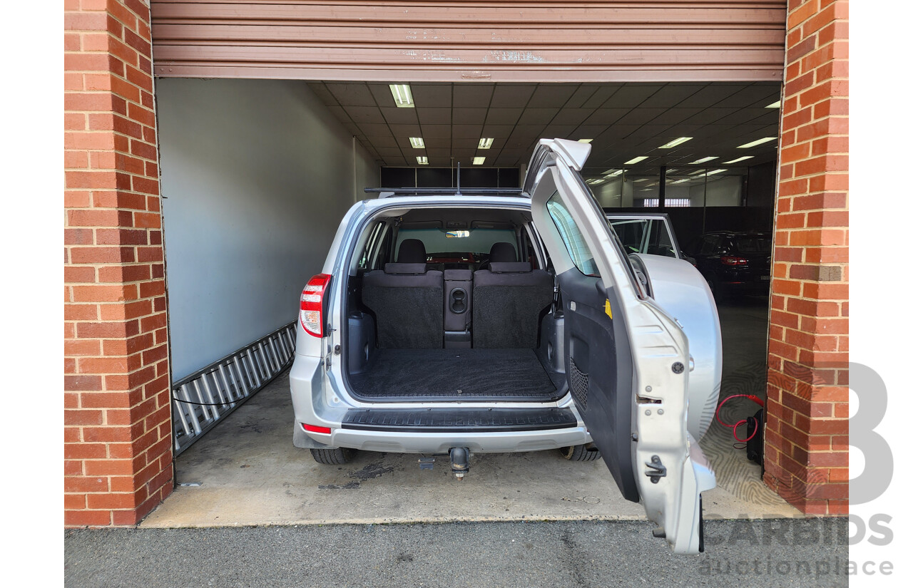 6/2010 Toyota Rav4 CV (4x4) ACA33R 08 UPGRADE 4d Wagon Silver 2.4L