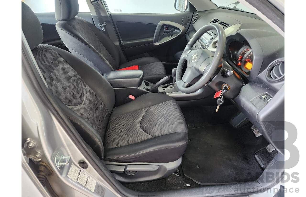 6/2010 Toyota Rav4 CV (4x4) ACA33R 08 UPGRADE 4d Wagon Silver 2.4L