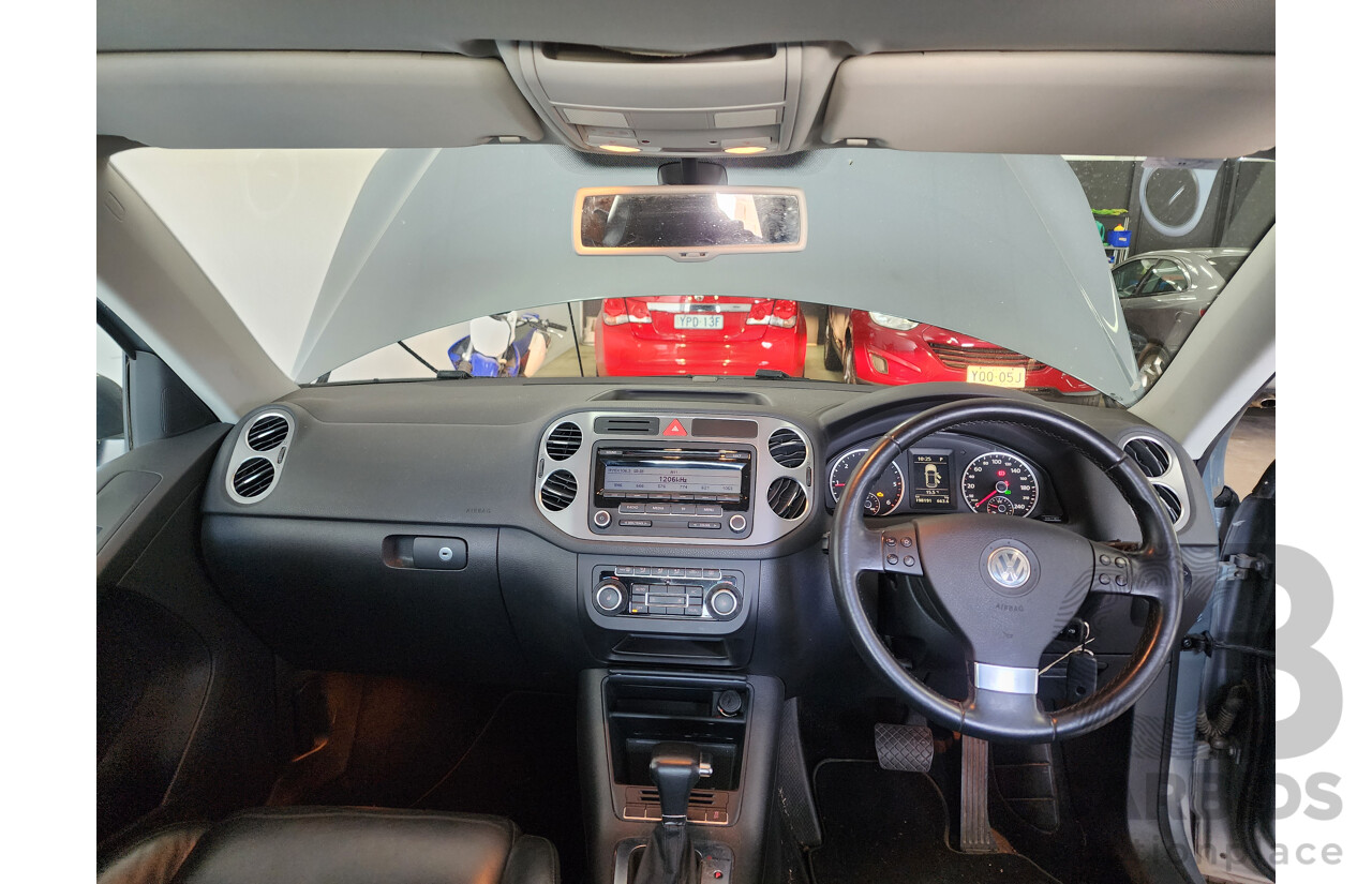 2/2010 Volkswagen Tiguan 103 TDI 5NC MY10 4d Wagon Grey 2.0L