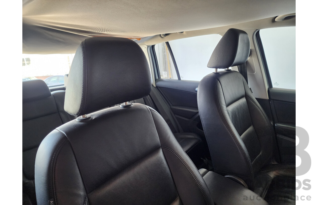 2/2010 Volkswagen Tiguan 103 TDI 5NC MY10 4d Wagon Grey 2.0L