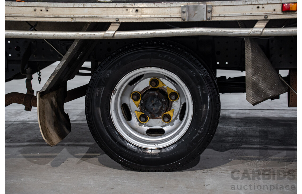 02/2013 Mitsubishi Fuso Canter 515 4.5 (MWB) 4x2 FE C/Chas White Turbo Diesel 3.0L