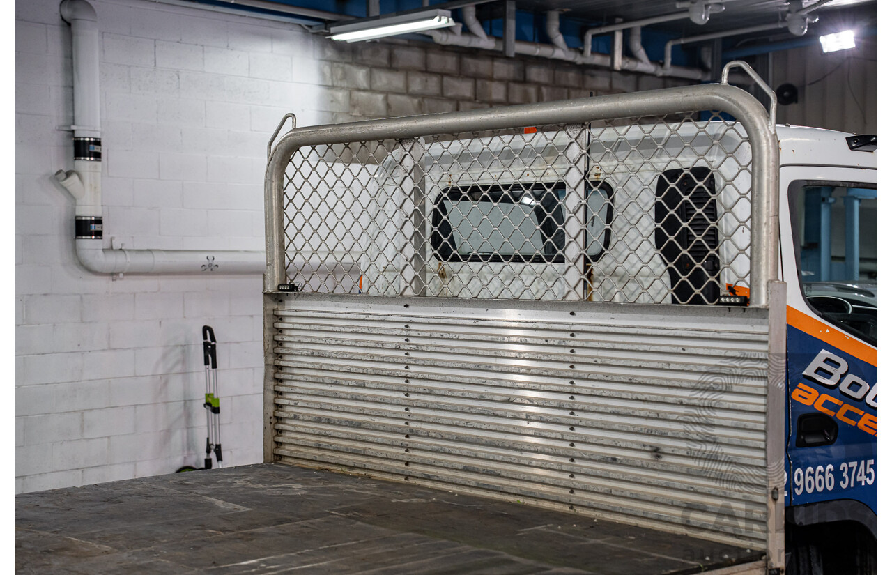 02/2013 Mitsubishi Fuso Canter 515 4.5 (MWB) 4x2 FE C/Chas White Turbo Diesel 3.0L