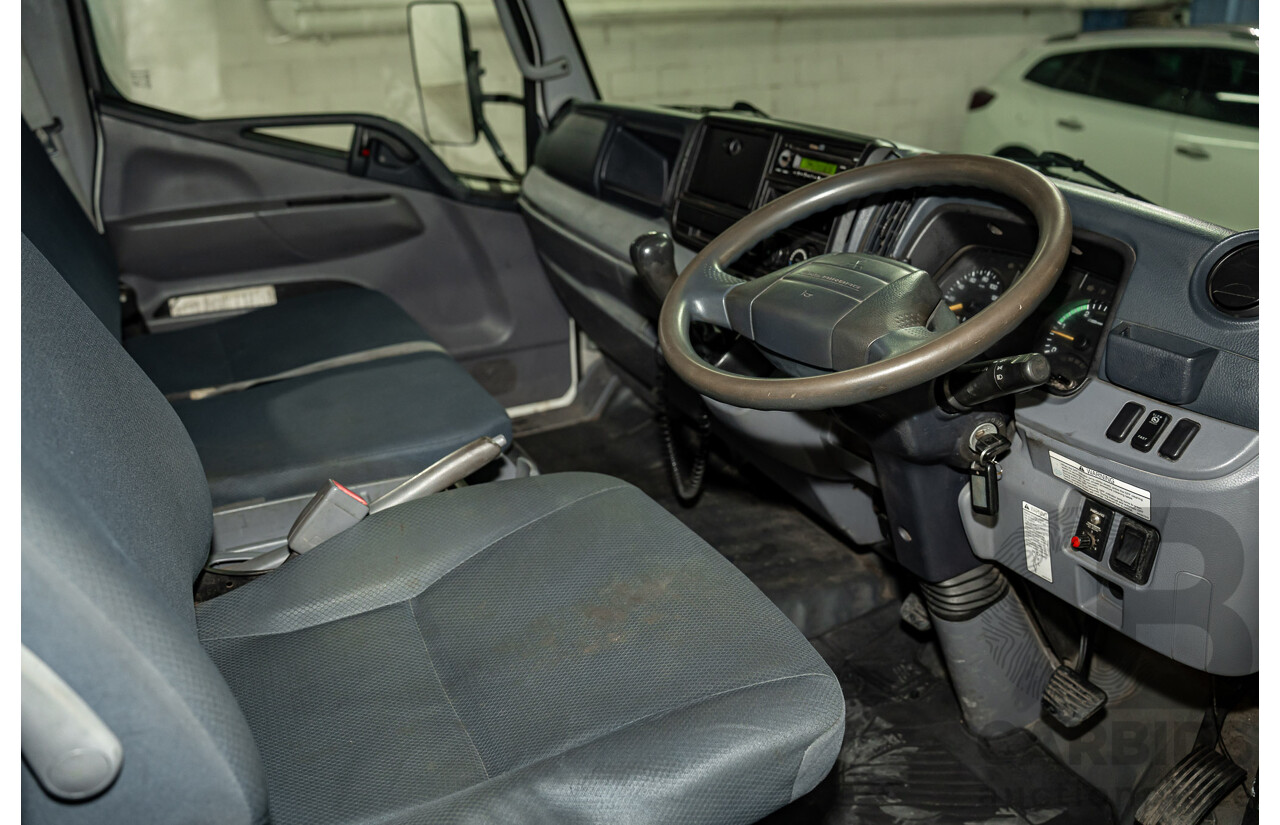 02/2013 Mitsubishi Fuso Canter 515 4.5 (MWB) 4x2 FE C/Chas White Turbo Diesel 3.0L