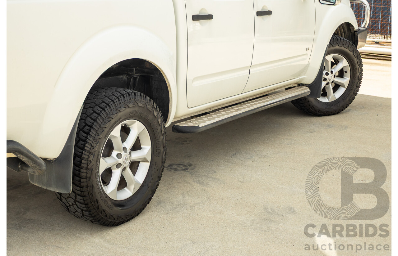 02/2014 Nissan Navara ST-X 550 (4x4) D40 MY13 Dual Cab Utility White Turbo Diesel V6 3.0L