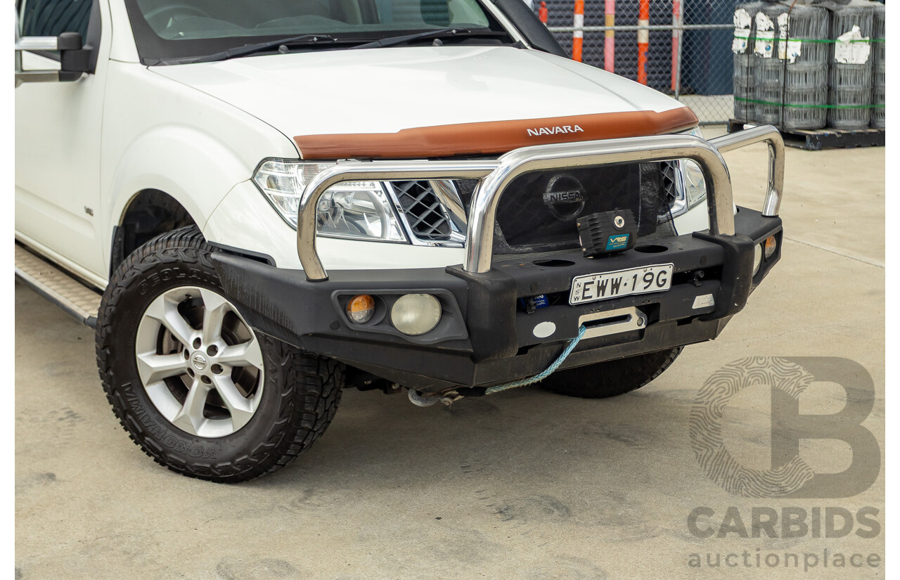 02/2014 Nissan Navara ST-X 550 (4x4) D40 MY13 Dual Cab Utility White Turbo Diesel V6 3.0L