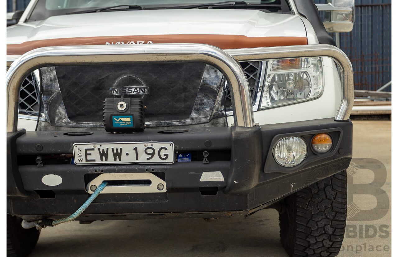 02/2014 Nissan Navara ST-X 550 (4x4) D40 MY13 Dual Cab Utility White Turbo Diesel V6 3.0L
