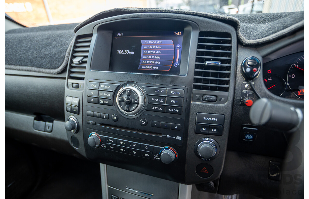 02/2014 Nissan Navara ST-X 550 (4x4) D40 MY13 Dual Cab Utility White Turbo Diesel V6 3.0L