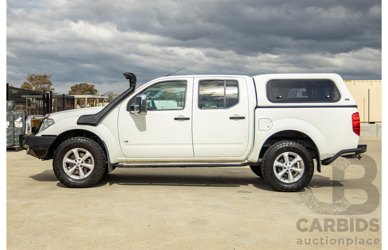02/2014 Nissan Navara ST-X 550 (4x4) D40 MY13 Dual Cab Utility White Turbo Diesel V6 3.0L