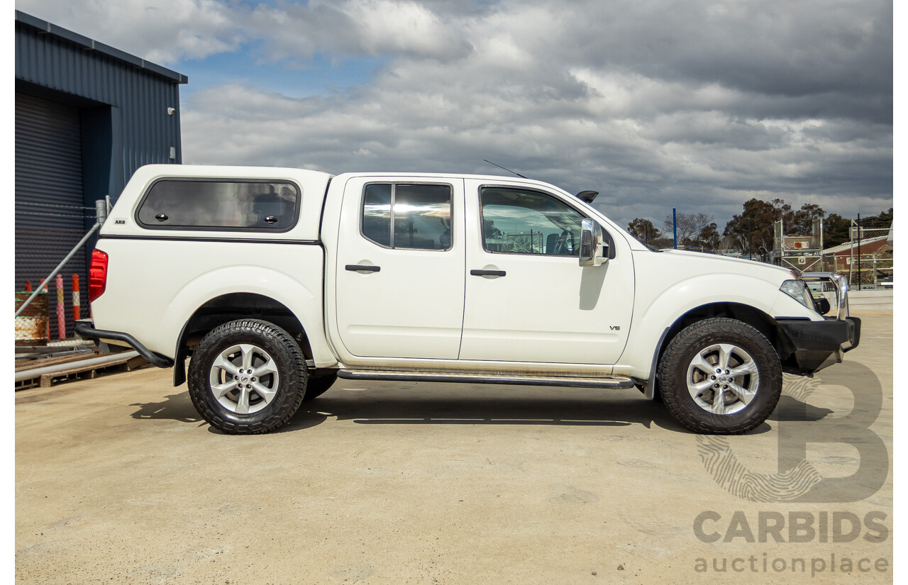 02/2014 Nissan Navara ST-X 550 (4x4) D40 MY13 Dual Cab Utility White Turbo Diesel V6 3.0L