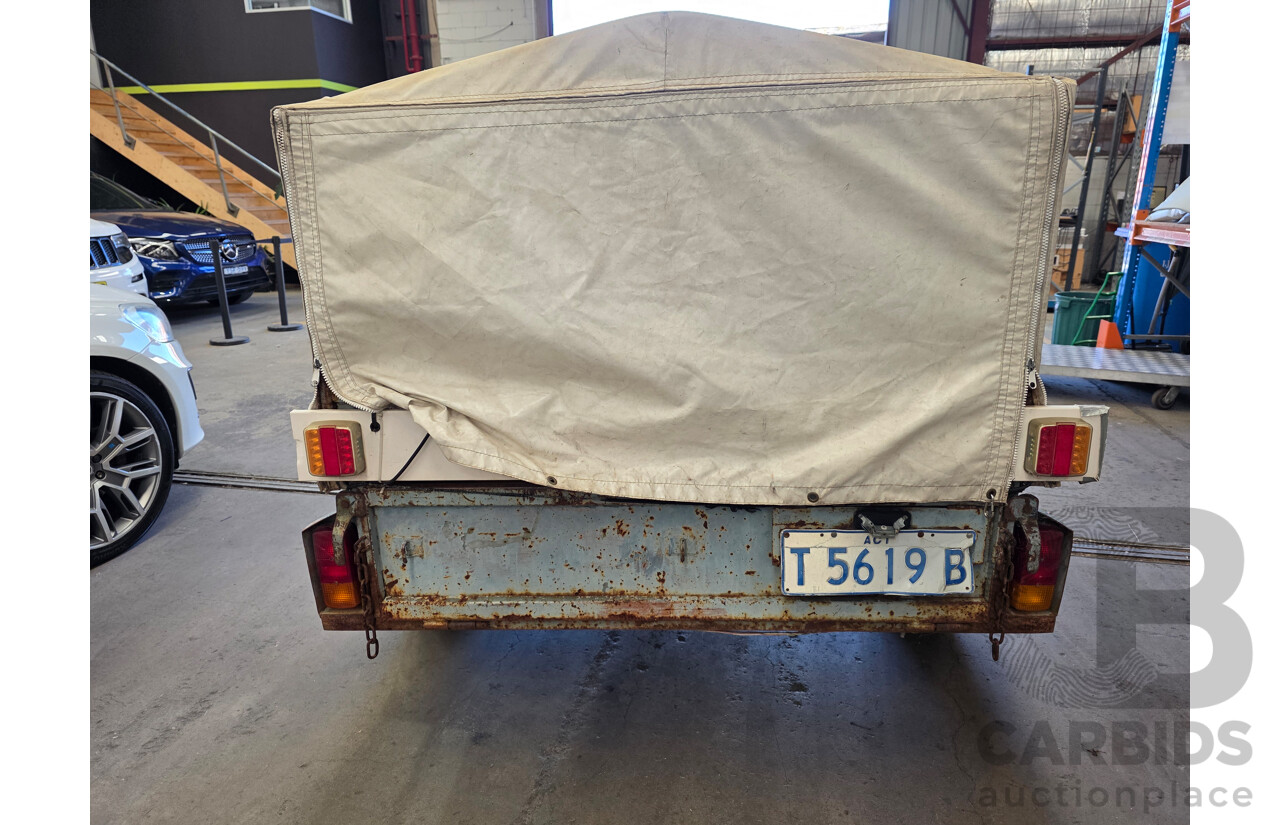 1984 Village 6x4 Trailer