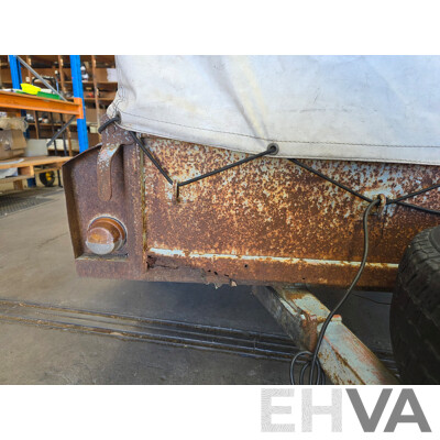 1984 Village 6x4 Trailer