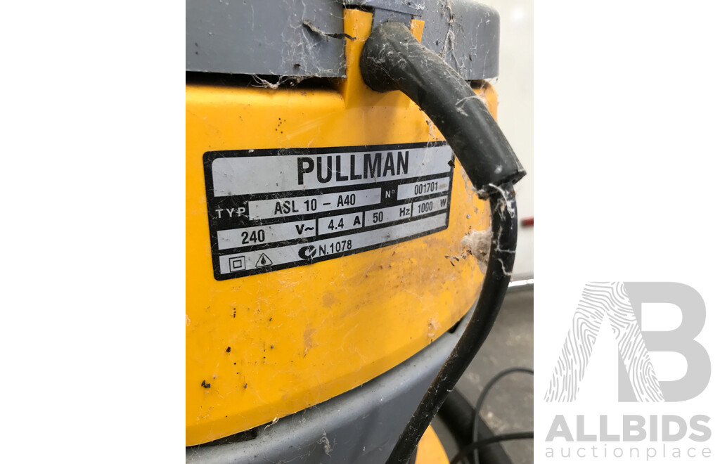 Pullman 20L Commercial Wet and Dry Vacuum Cleaner