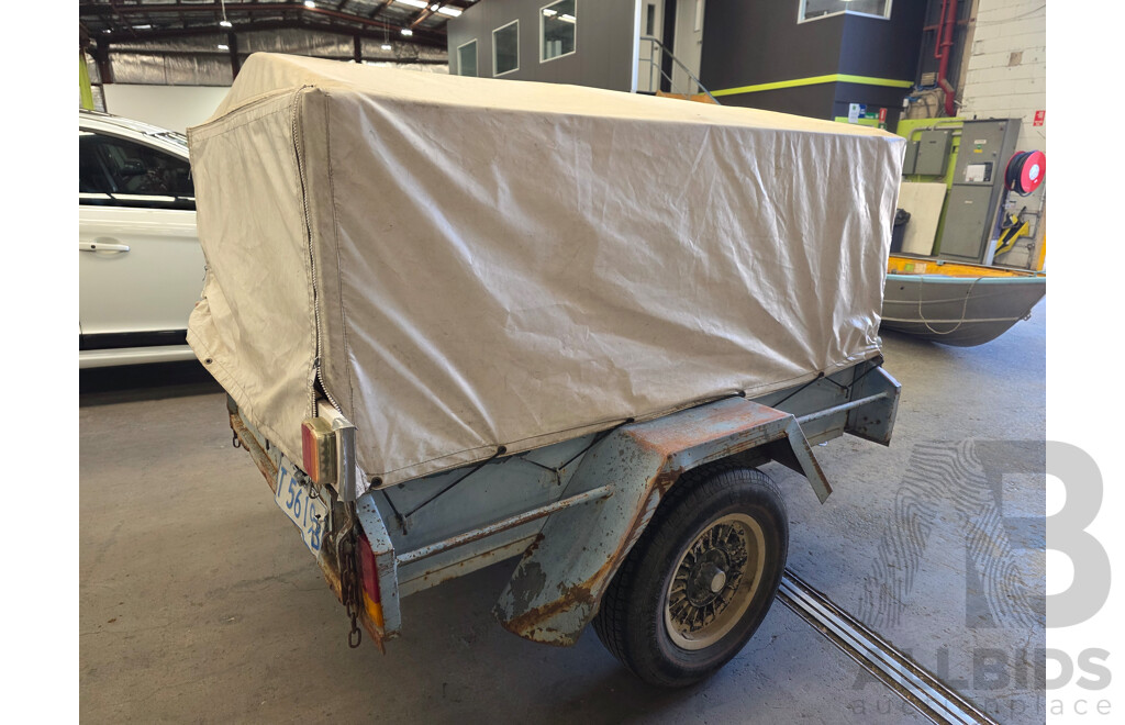 1984 Village 6x4 Trailer