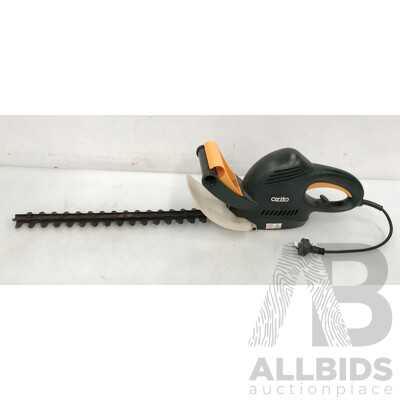 Ozito Corded 460mm Hedge Trimmer
