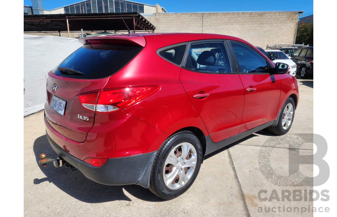 7/2013 Hyundai Ix35 Active (fwd) LM MY13 4d Wagon Red 2.0L