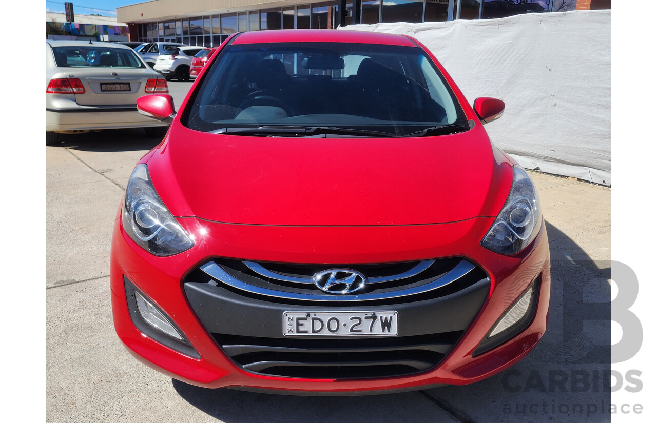 12/2012 Hyundai i30 Elite GD 5d Hatchback Red 1.8L