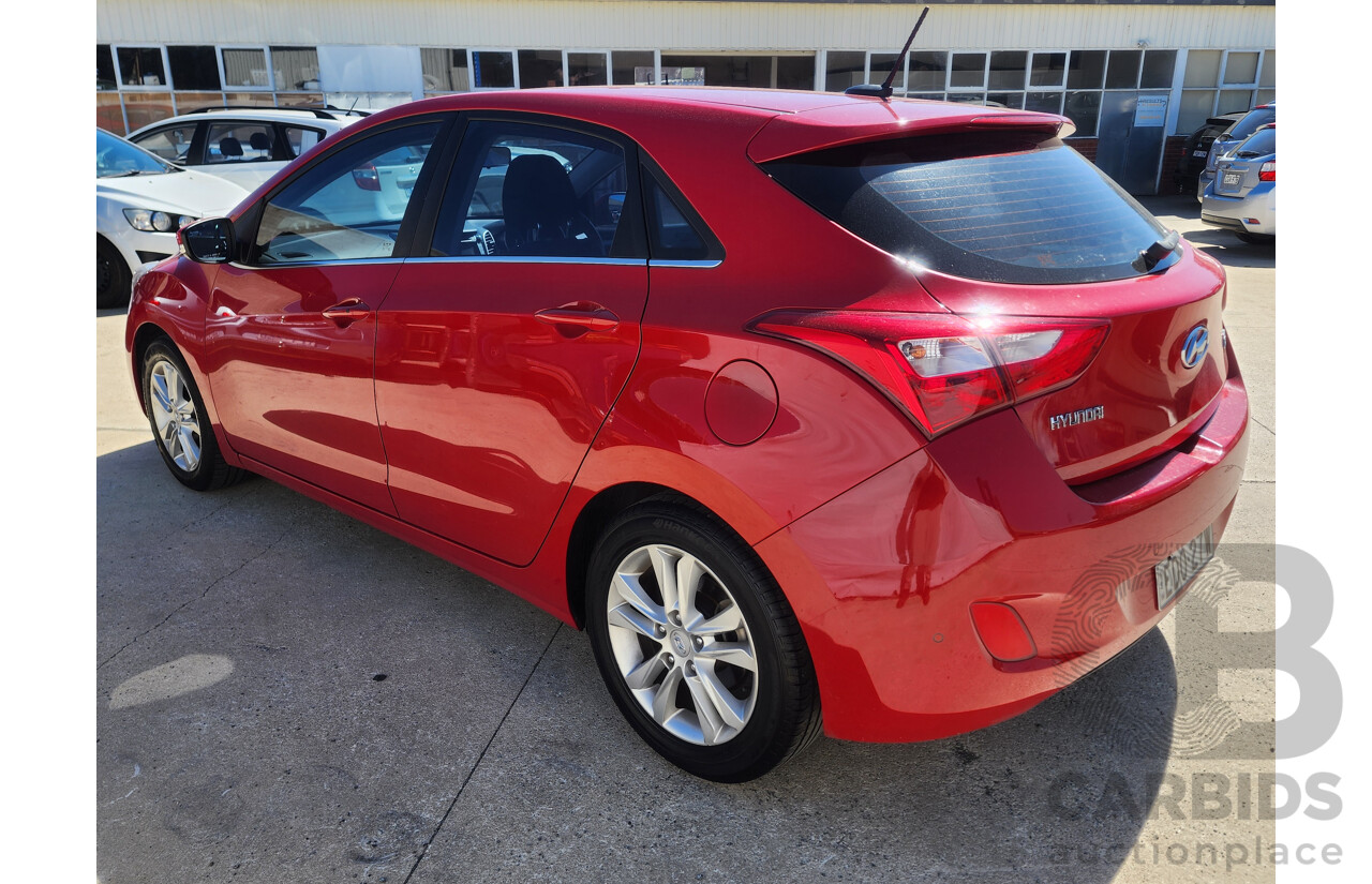 12/2012 Hyundai i30 Elite GD 5d Hatchback Red 1.8L