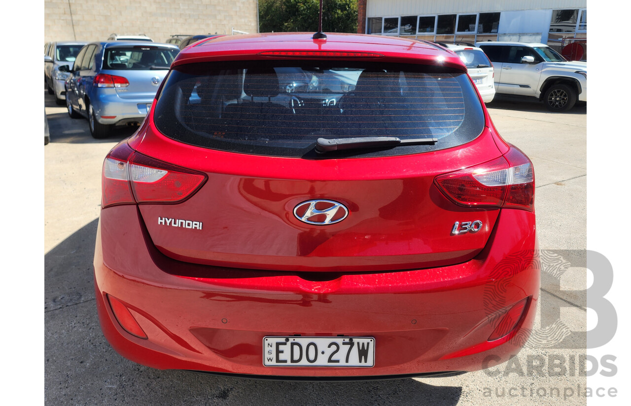 12/2012 Hyundai i30 Elite GD 5d Hatchback Red 1.8L