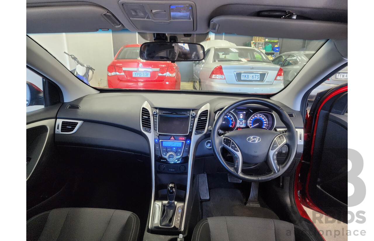 12/2012 Hyundai i30 Elite GD 5d Hatchback Red 1.8L