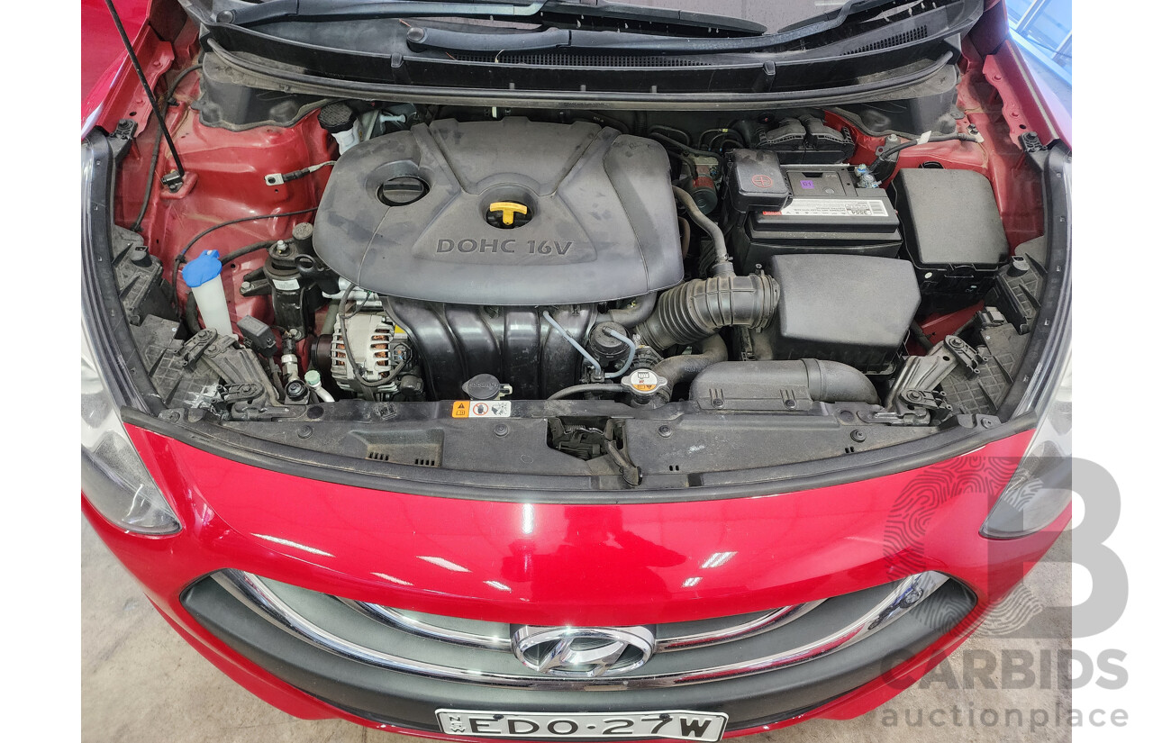 12/2012 Hyundai i30 Elite GD 5d Hatchback Red 1.8L