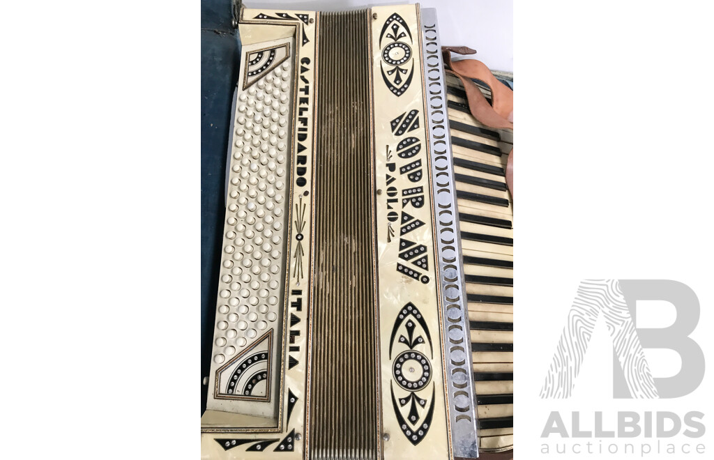 Vintage Paolo Soprani Piano Accordion