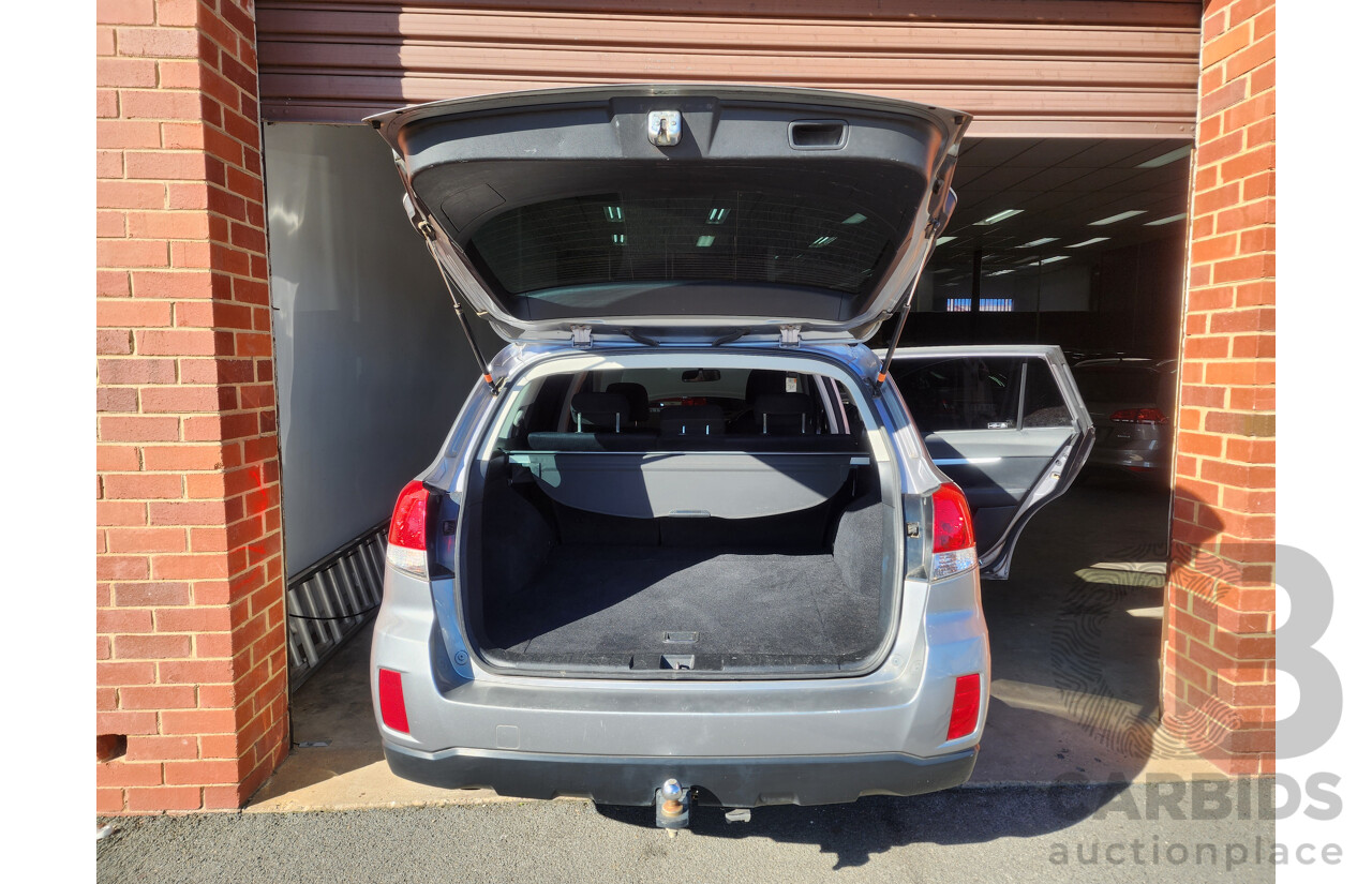 10/2010 Subaru Outback 2.0D MY10 4d Wagon Silver 2.0L
