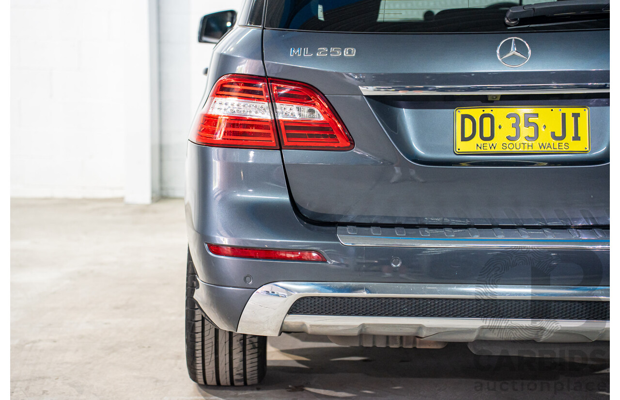 1/2013 Mercedes-Benz ML 250 CDI Bluetec (4x4) 166 4d Wagon Tenorite Grey Metallic Turbo Diesel 2.1L