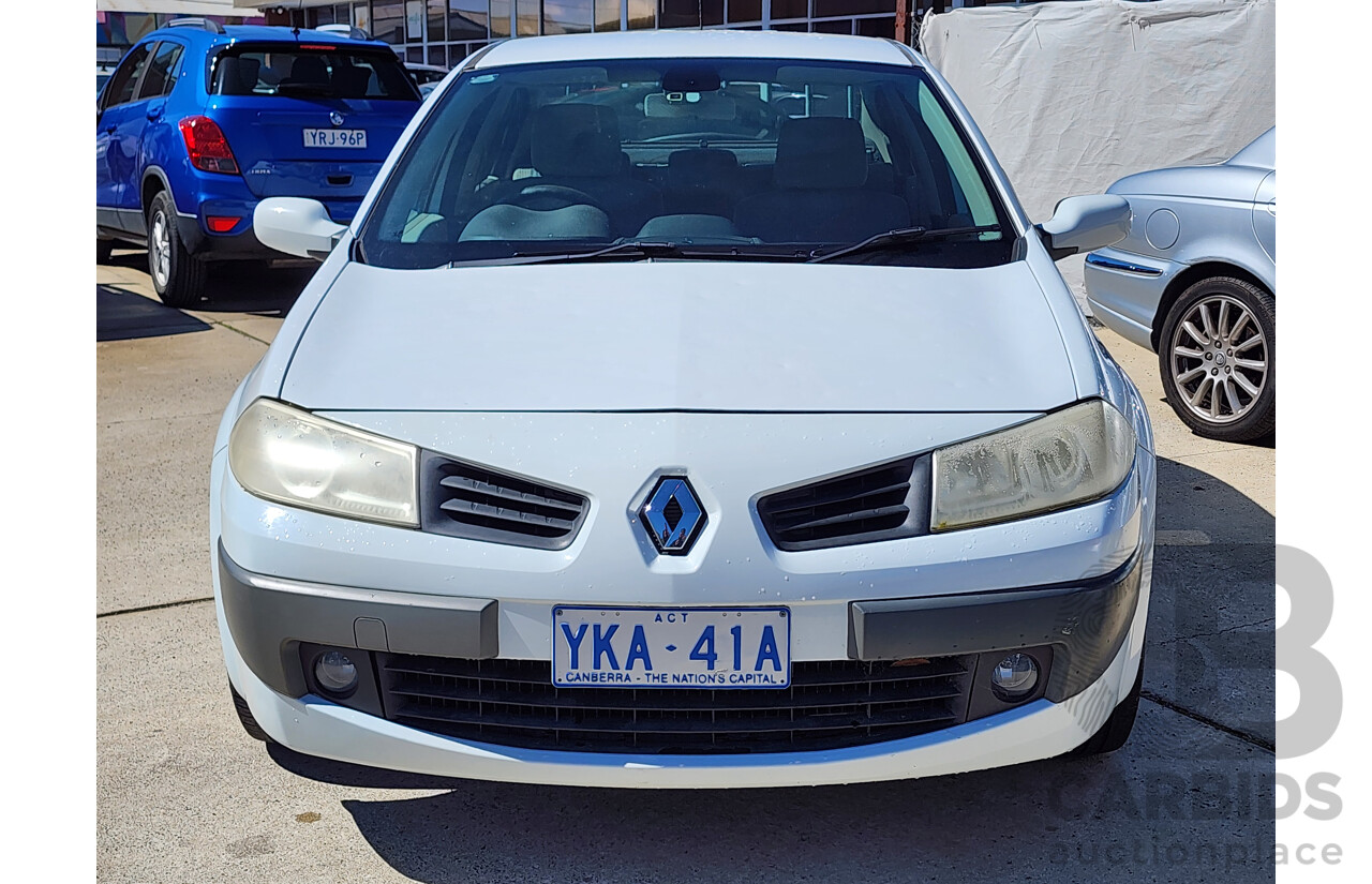 10/2008 Renault Megane Expression X84 MY06 UPGRADE 4d Sedan White 2.0L