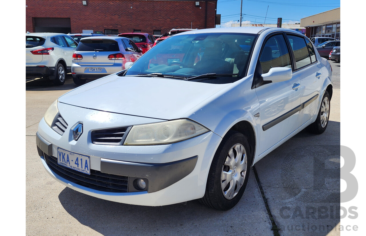 10/2008 Renault Megane Expression X84 MY06 UPGRADE 4d Sedan White 2.0L