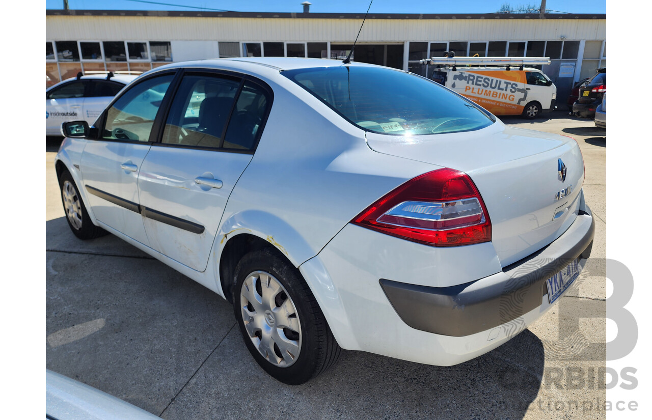 10/2008 Renault Megane Expression X84 MY06 UPGRADE 4d Sedan White 2.0L