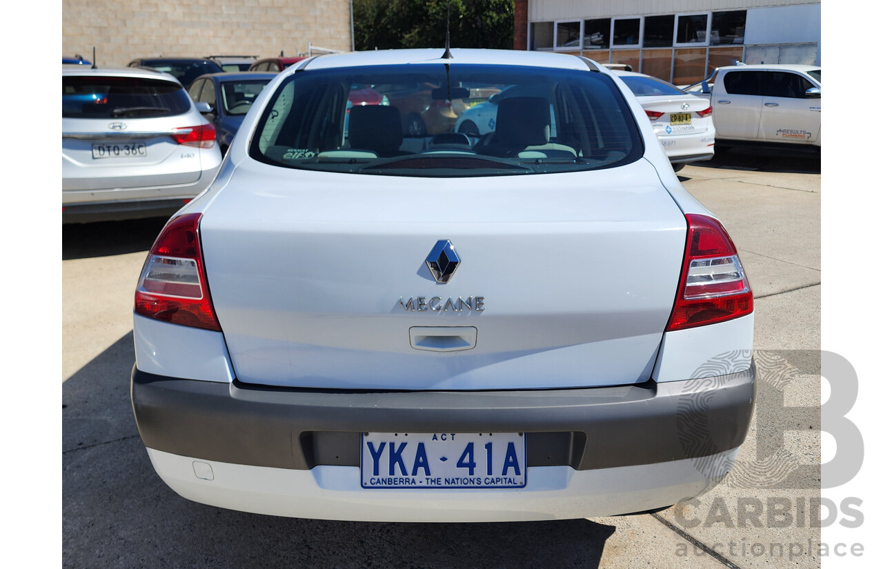 10/2008 Renault Megane Expression X84 MY06 UPGRADE 4d Sedan White 2.0L