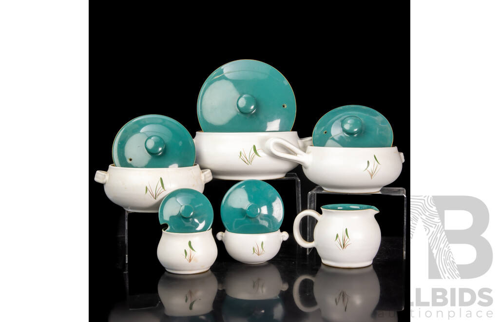 Collection Six Mid Century Green Wheat Table Wear in Green Wheat Pattern Designed by Albert Colledge