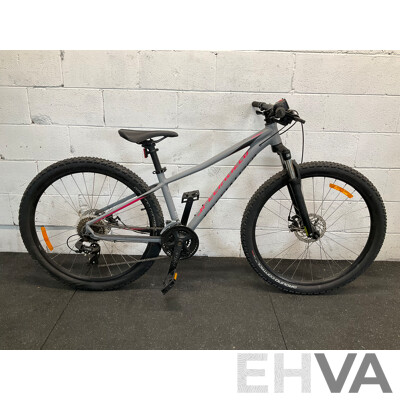 SPECIALIZED Pitch Size S Mountain Bike